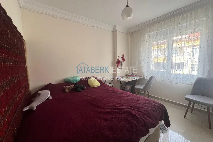 Kupuj Mieszkanie 2+1 nadające się do pozwolenia na pobyt i obywatelstwa w dzielnicy Oba, Alanya - umeblowane w przytulnym kompleksie 9