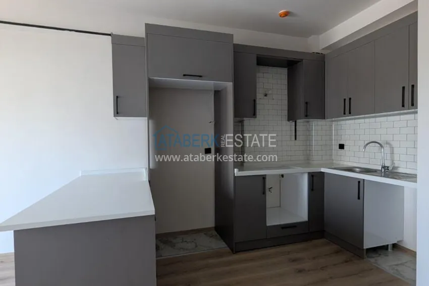 Purchase Apartment 1+1 with sea view just 300 meters from the sea - Mersin, Tomuk district 3 