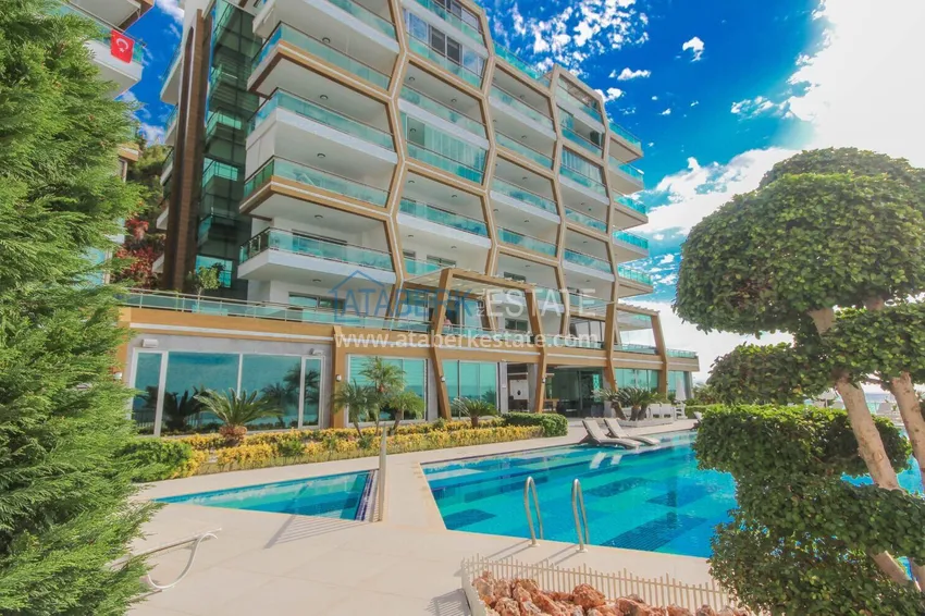 Furnished apartment 1+1 with sea view in luxury complex - Kargycak, first coast line 4 