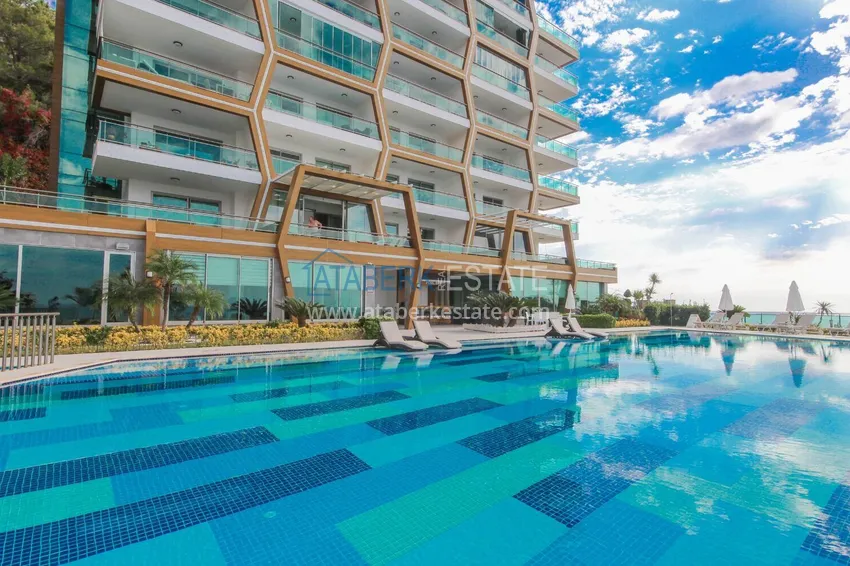 Furnished apartment 1+1 with sea view in luxury complex - Kargycak, first coast line 5 
