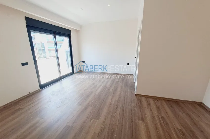 Purchase Penthouse 3+1 duplex in the center of Alanya - real estate for citizenship 8 