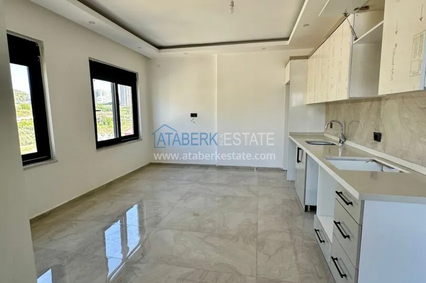 Penthouse duplex 2+1 z wykończeniem i widokiem na góry - Mahmutlar, Alanya 1