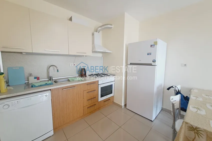 Kupuj Apartament 1+1 z meblami, widokiem na morze i przeszklonym balkonem - Alanya, dzielnica Mahmutlar 5