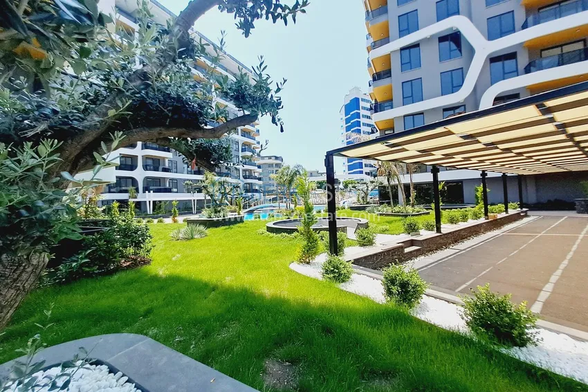 1+1 apartment in a premium complex with five-star hotel concept - Tosmur, Alanya 12