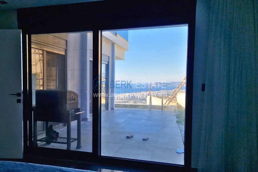Purchase View three-storey furnished villa in Kargycak, Alanya - suitable for citizenship 16
