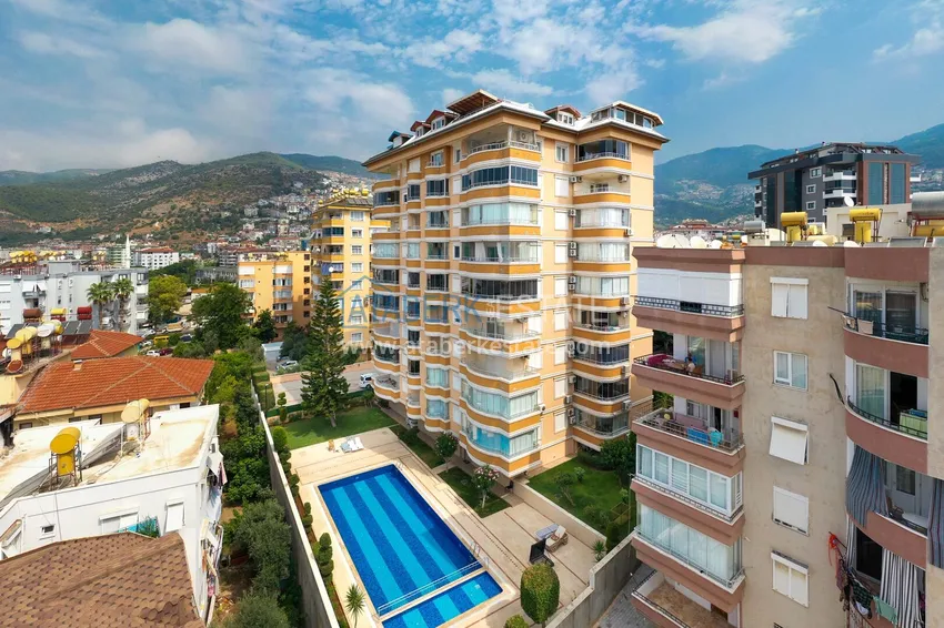 Apartment 2+1 with furniture is suitable for a residence permit - Alanya, center 1 