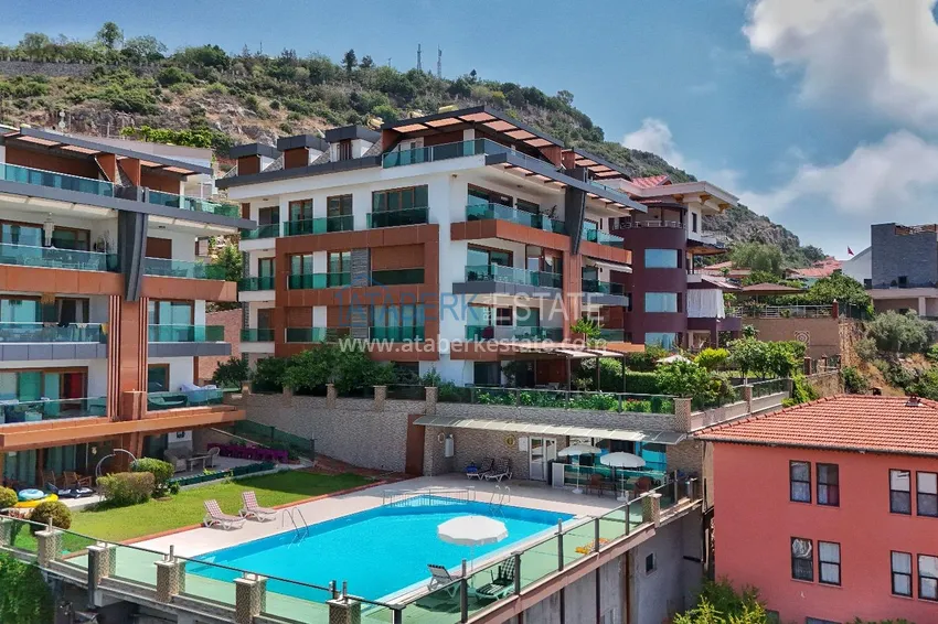 Panoramic 5+1 duplex with separate kitchen in the center of Alanya, Bektash - suitable for citizenship 4 