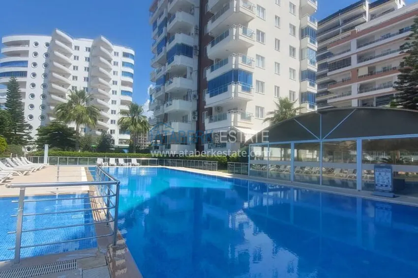 Apartament 2+1 z meblami i dwoma przeszklonymi balkonami 450 metrów od morza - Mahmutlar 3