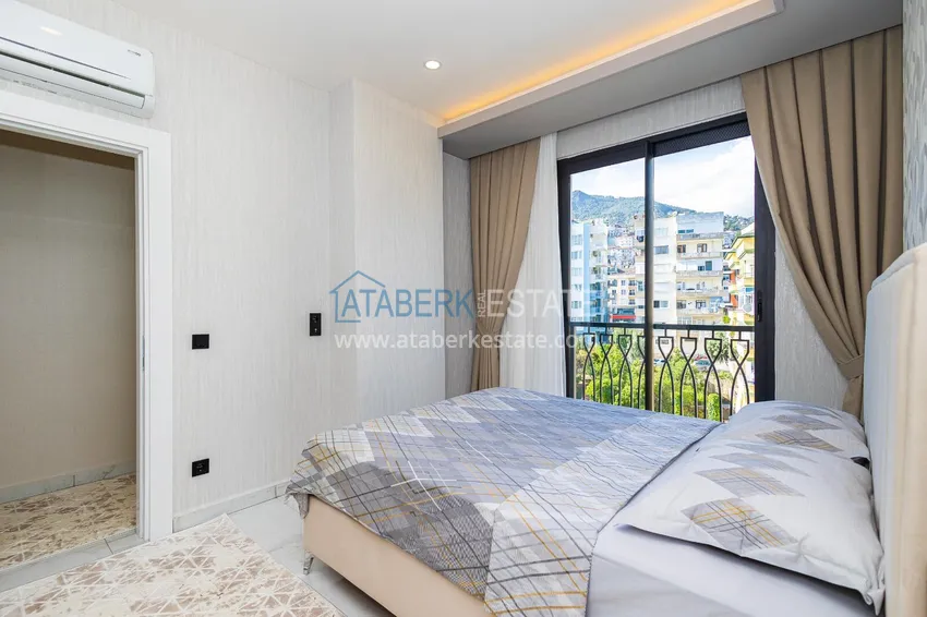 Purchase 1+1 apartment with a view of the Kale fortress — the center of Alanya, a new complex 19 