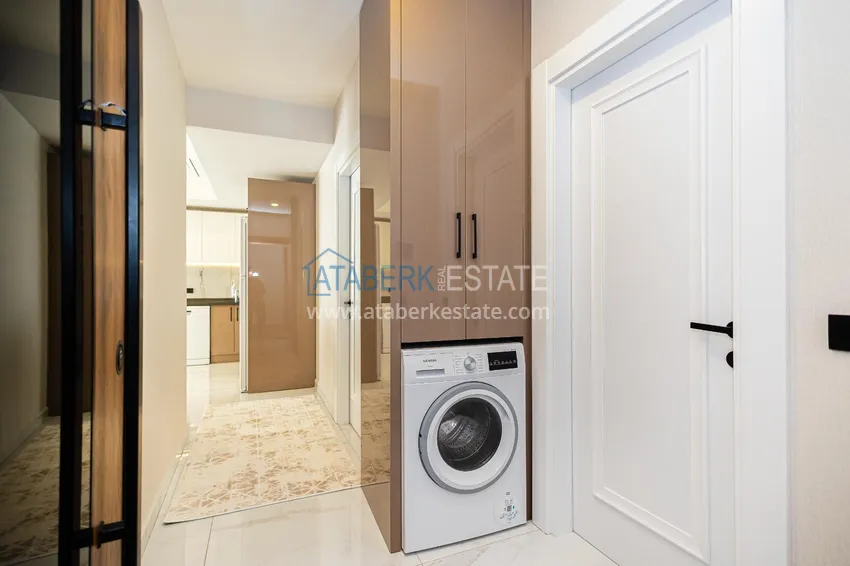 Purchase 1+1 apartment with a view of the Kale fortress — the center of Alanya, a new complex 22 