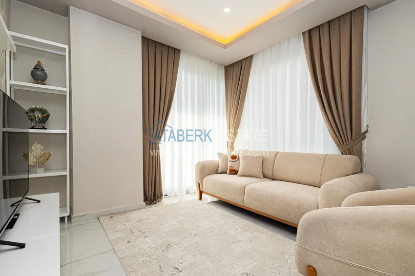 Purchase 1+1 apartment with a view of the Kale fortress — the center of Alanya, a new complex 8 