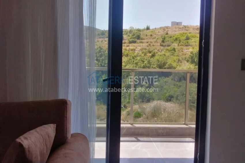 Purchase 1+1 apartment with new furniture in a comfortable complex — Demirtash district, Alanya 4