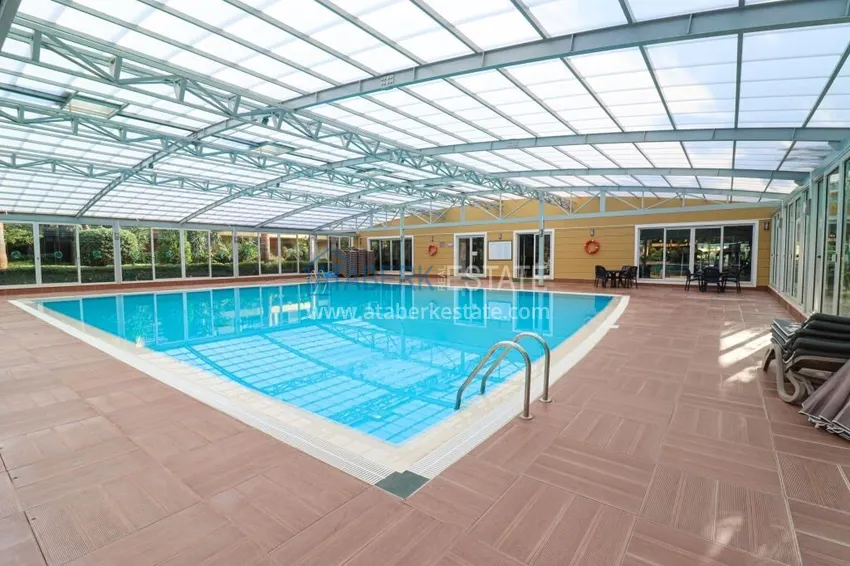 Furnished 2+1 apartment in a prestigious complex - Alanya center, first coastline 11