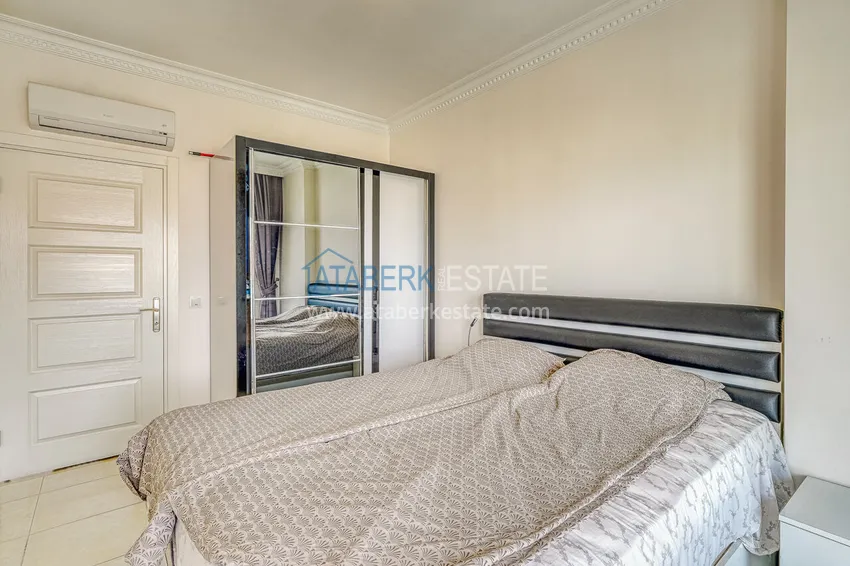 Purchase 1+1 apartment with furniture and sea view in a luxury complex — Alanya, Mahmutlar district 12
