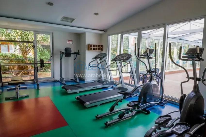Furnished 2+1 apartment in a prestigious complex - Alanya center, first coastline 18