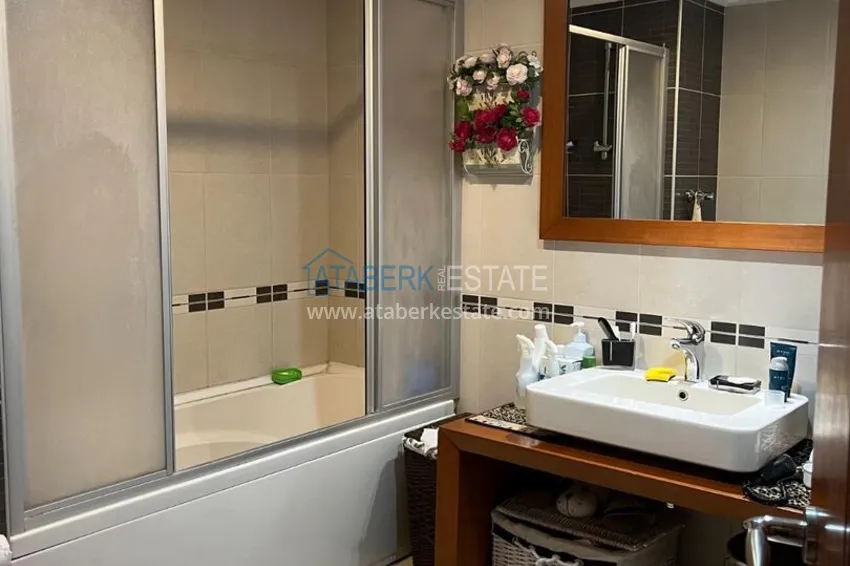 Purchase Linear 3+1 apartment in a luxury complex on the beachfront — Alanya Center 13 