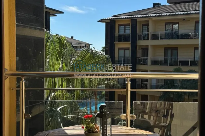 Purchase Furnished 2+1 apartment in a prestigious complex - Alanya center, first coastline 19