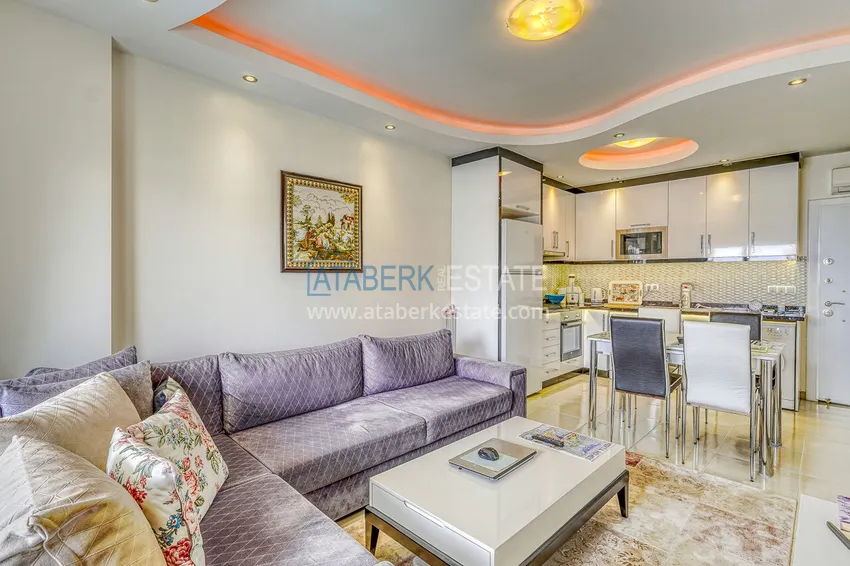 Purchase 1+1 apartment with furniture and sea view in a luxury complex — Alanya, Mahmutlar district 1