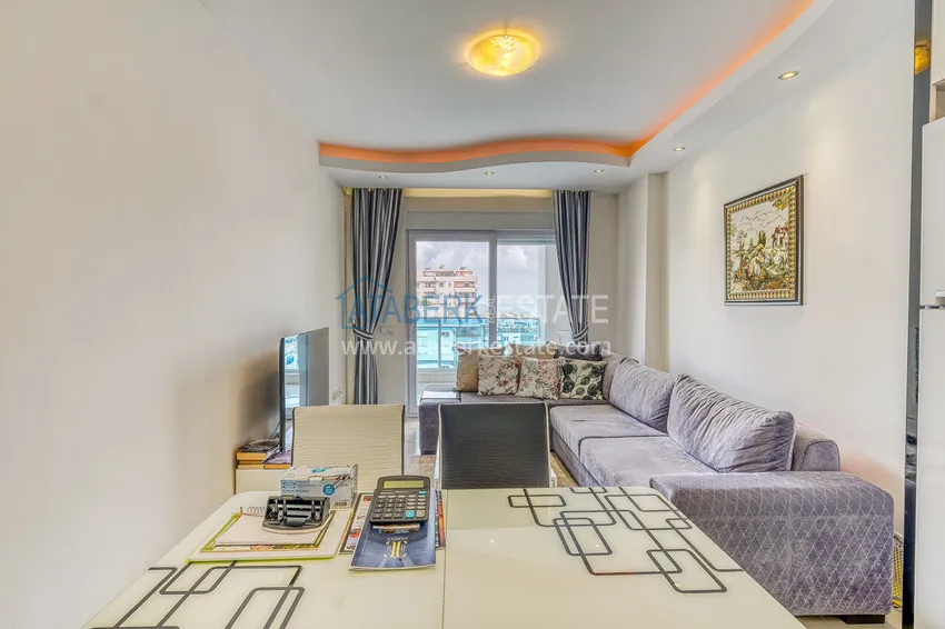 Purchase 1+1 apartment with furniture and sea view in a luxury complex — Alanya, Mahmutlar district 7