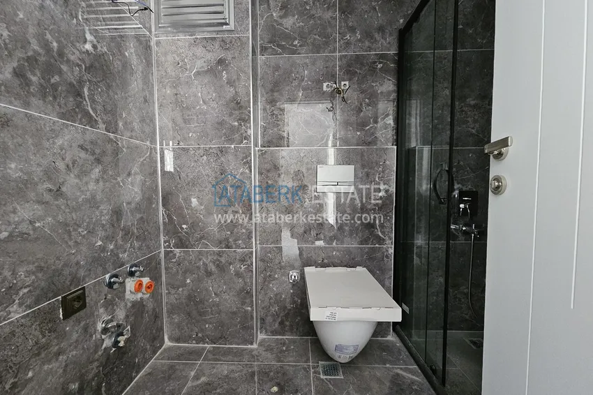 Kupuj Panoramiczny dwupoziomowy penthouse w kompleksie butikowym - centrum Alanyi, plaża Kleopatra 14 