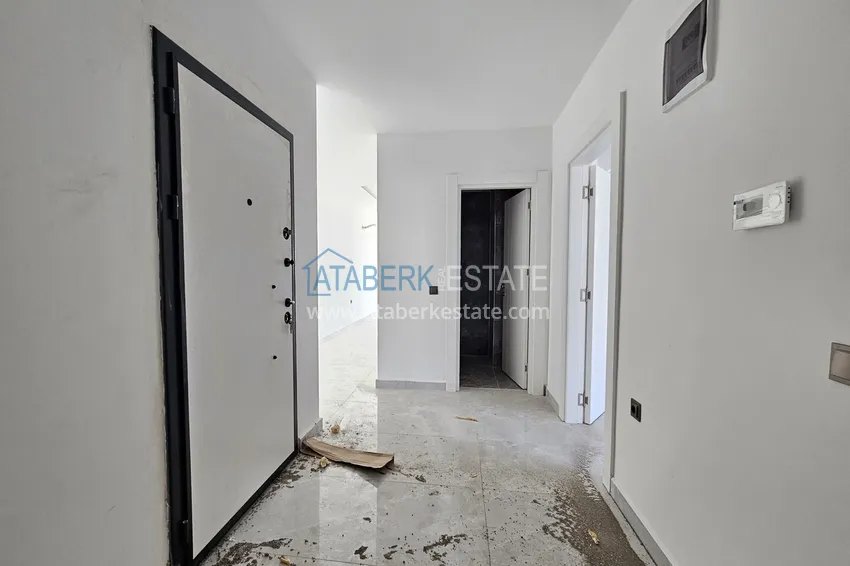 Kupuj Panoramiczny dwupoziomowy penthouse w kompleksie butikowym - centrum Alanyi, plaża Kleopatra 2 