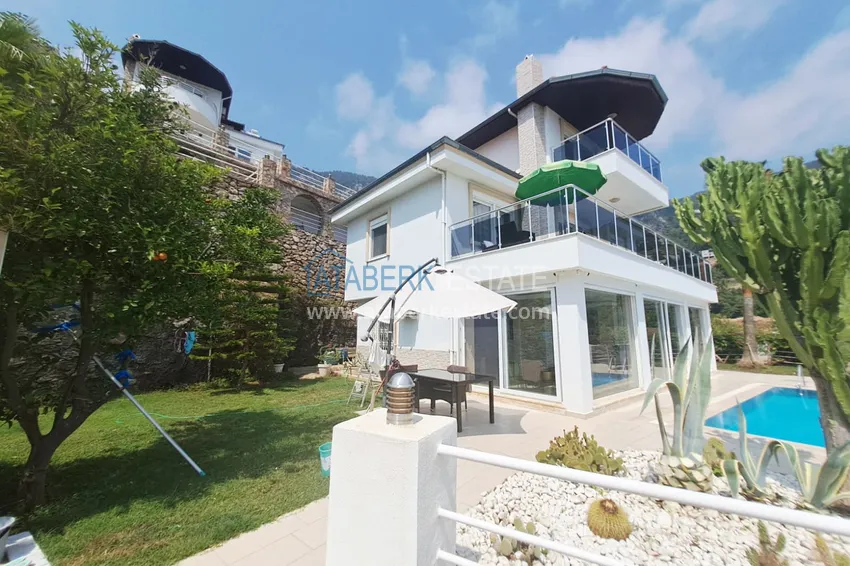 Three-storey private villa with furniture from the owner - Alanya, Bektash district. Suitable for a residence permit 5