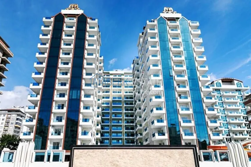 4+1 penthouse duplex with furniture in a luxury complex — Mahmutlar, Alanya 1 