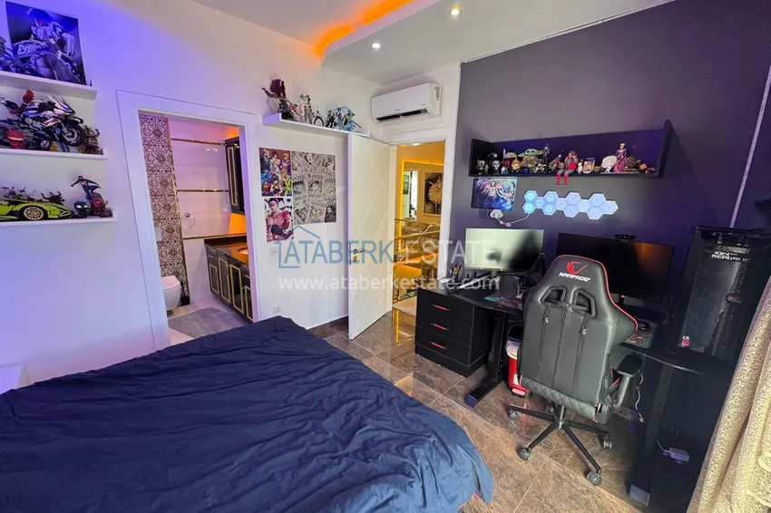 Purchase 4+1 penthouse duplex with furniture in a luxury complex — Mahmutlar, Alanya 16 