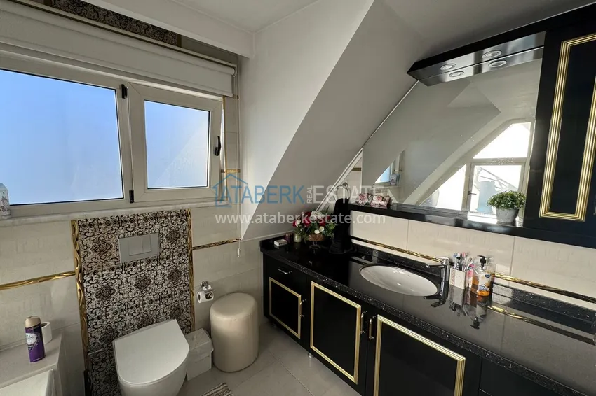 Purchase 4+1 penthouse duplex with furniture in a luxury complex — Mahmutlar, Alanya 26 