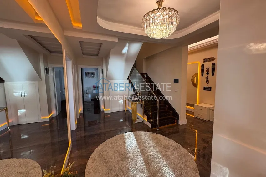 Purchase 4+1 penthouse duplex with furniture in a luxury complex — Mahmutlar, Alanya 2 