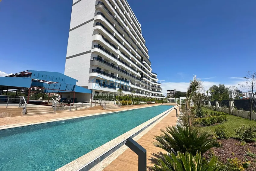 Investor apartments in a complex under construction in the Altintash district of Antalya 7