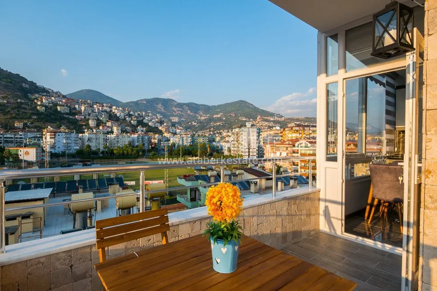 Purchase Ready-made housing in the center of Alanya, for a residence permit — a one-bedroom apartment with furniture and mountain views 15