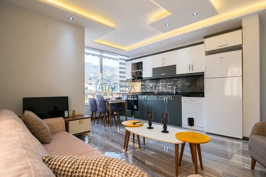 Purchase Ready-made housing in the center of Alanya, for a residence permit — a one-bedroom apartment with furniture and mountain views 5