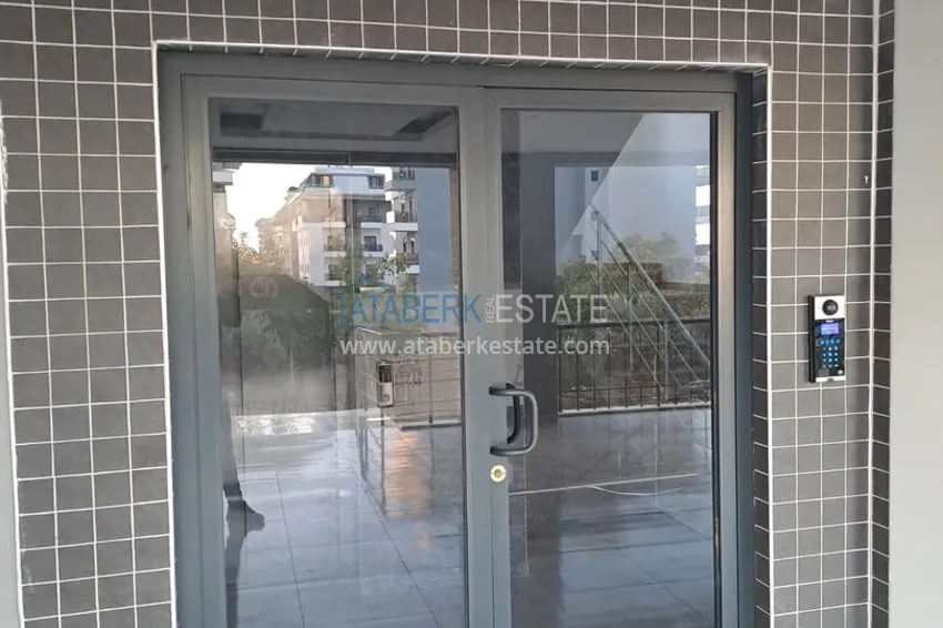 1+1 apartment with two balconies and fine finishing in Alanya, Avsallar district 9