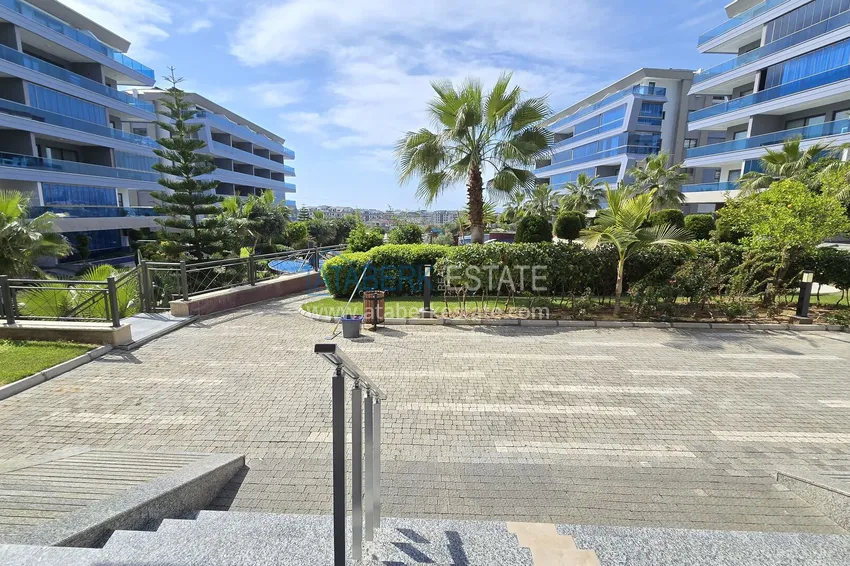 3+1 penthouse with private pool on the terrace in Kargicak - premium class and panoramic views 11 