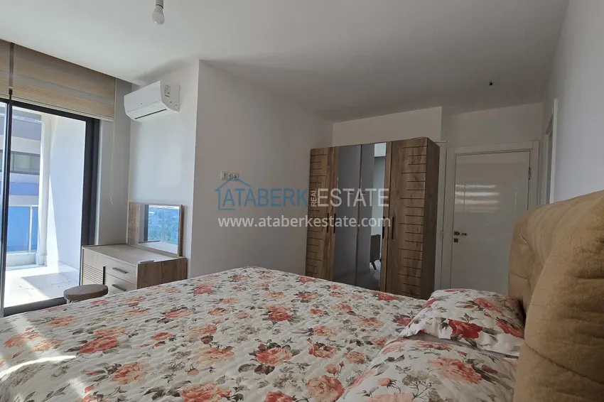 Purchase 3+1 penthouse with private pool on the terrace in Kargicak - premium class and panoramic views 16 