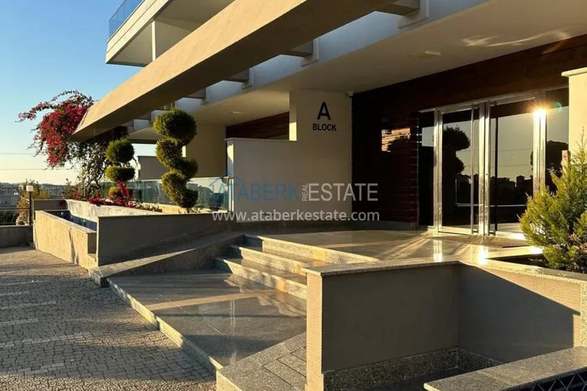 2+1 penthouse with new furniture and panoramic views in Alanya, Kargicak district 15