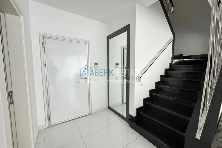 Purchase 2+1 penthouse with new furniture and panoramic views in Alanya, Kargicak district 2