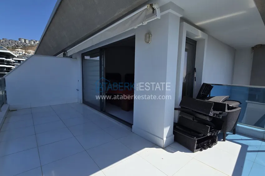 Purchase 3+1 penthouse with private pool on the terrace in Kargicak - premium class and panoramic views 32 