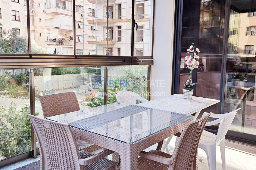 Kupuj Apartament 2+1 z oddzielną kuchnią i przeszklonym balkonem w centrum Alanyi — meble odpowiednie na zezwolenie na pobyt 14