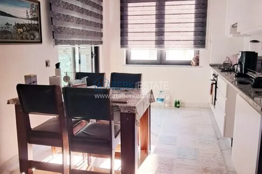Kupuj Apartament 2+1 z oddzielną kuchnią i przeszklonym balkonem w centrum Alanyi — meble odpowiednie na zezwolenie na pobyt 8