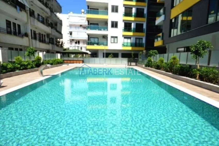 Apartament 2+1 z oddzielną kuchnią i przeszklonym balkonem w centrum Alanyi — meble odpowiednie na zezwolenie na pobyt 8
