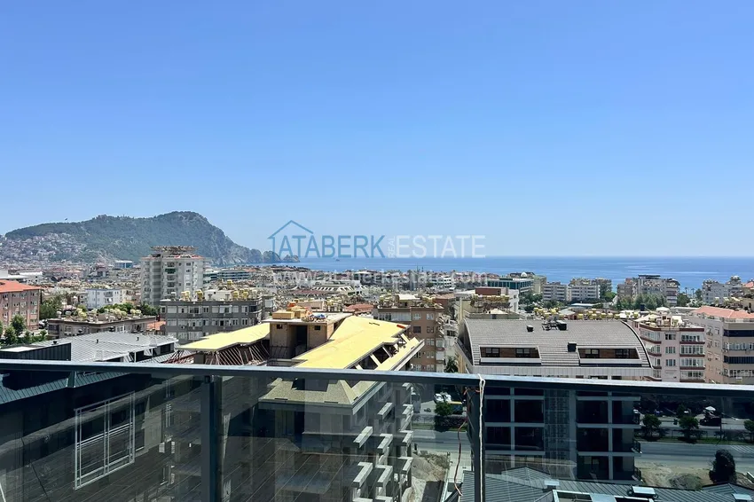 Kupuj Dwupoziomowy penthouse 2+1 z widokiem na morze i góry w centrum Alanyi 17 