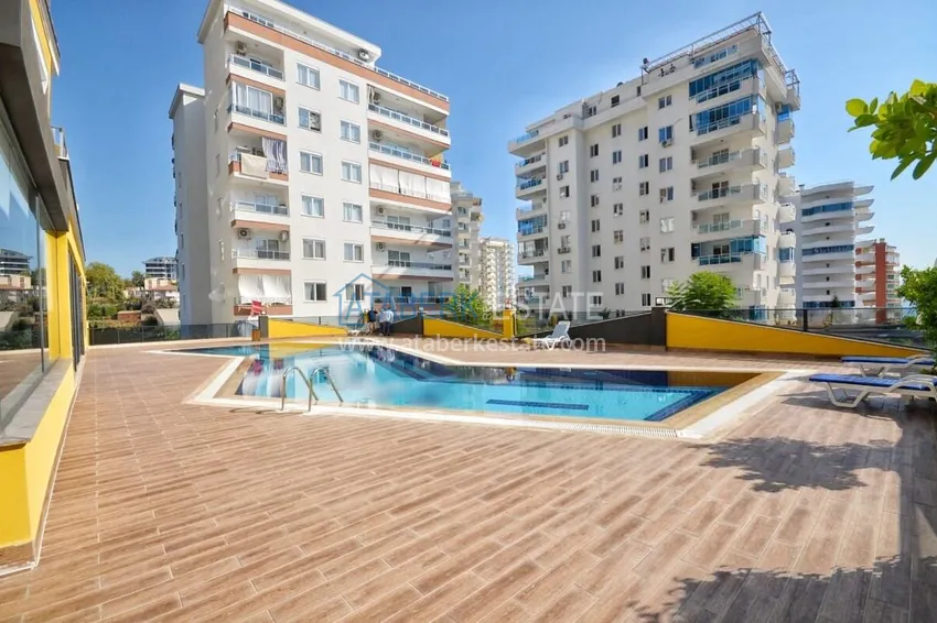 2+1 apartment with furniture and partial sea view in Mahmutlar — sale from owner 1 