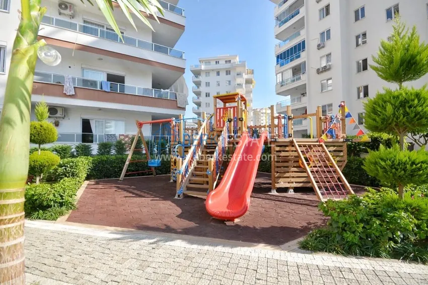 2+1 apartment with furniture and partial sea view in Mahmutlar — sale from owner 5 