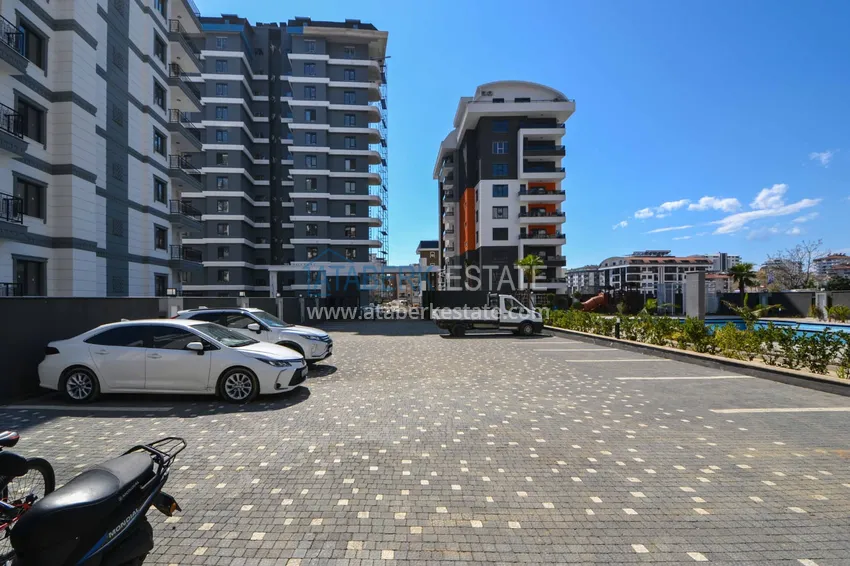 2+1 apartment with furniture, glazed balcony and sea view in the center of Mahmutlar, Alanya 12 