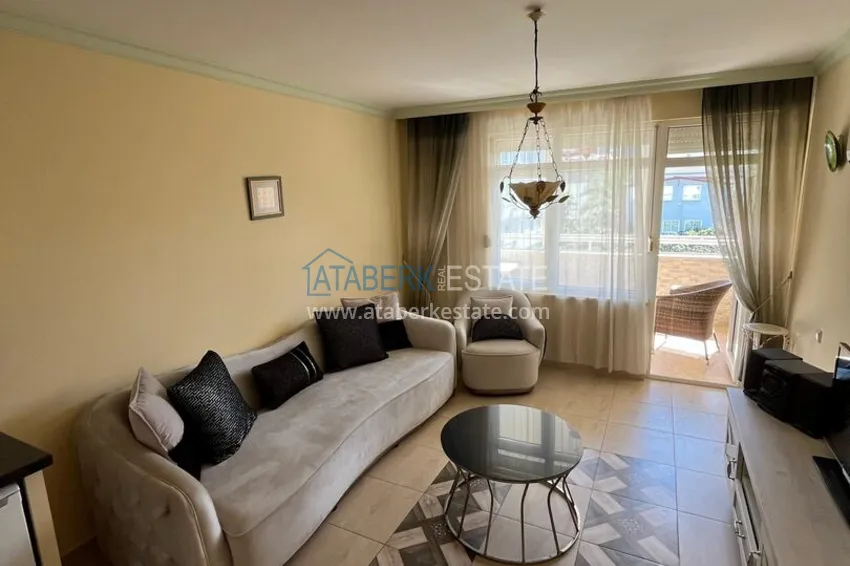 Purchase Furnished 1+1 apartment in the center of Alanya, for a residence permit — Cleopatra beach area 3 
