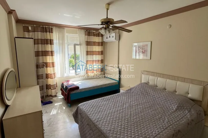Purchase Furnished 1+1 apartment in the center of Alanya, for a residence permit — Cleopatra beach area 5 