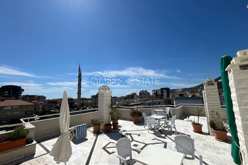 Furnished 1+1 apartment in the center of Alanya, for a residence permit — Cleopatra beach area 8 
