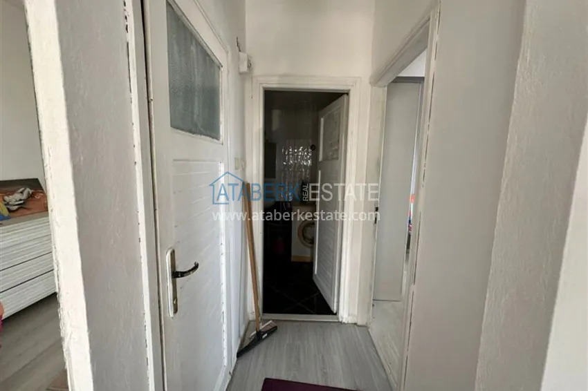 Purchase 2+1 apartment with a residence permit in the center of Alanya — furniture, view of the fortress 24 